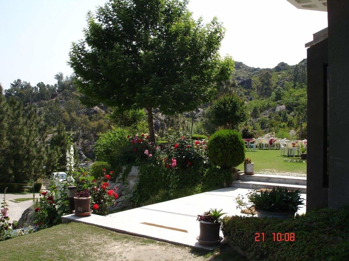 Rock City Resort Mingora Exterior photo